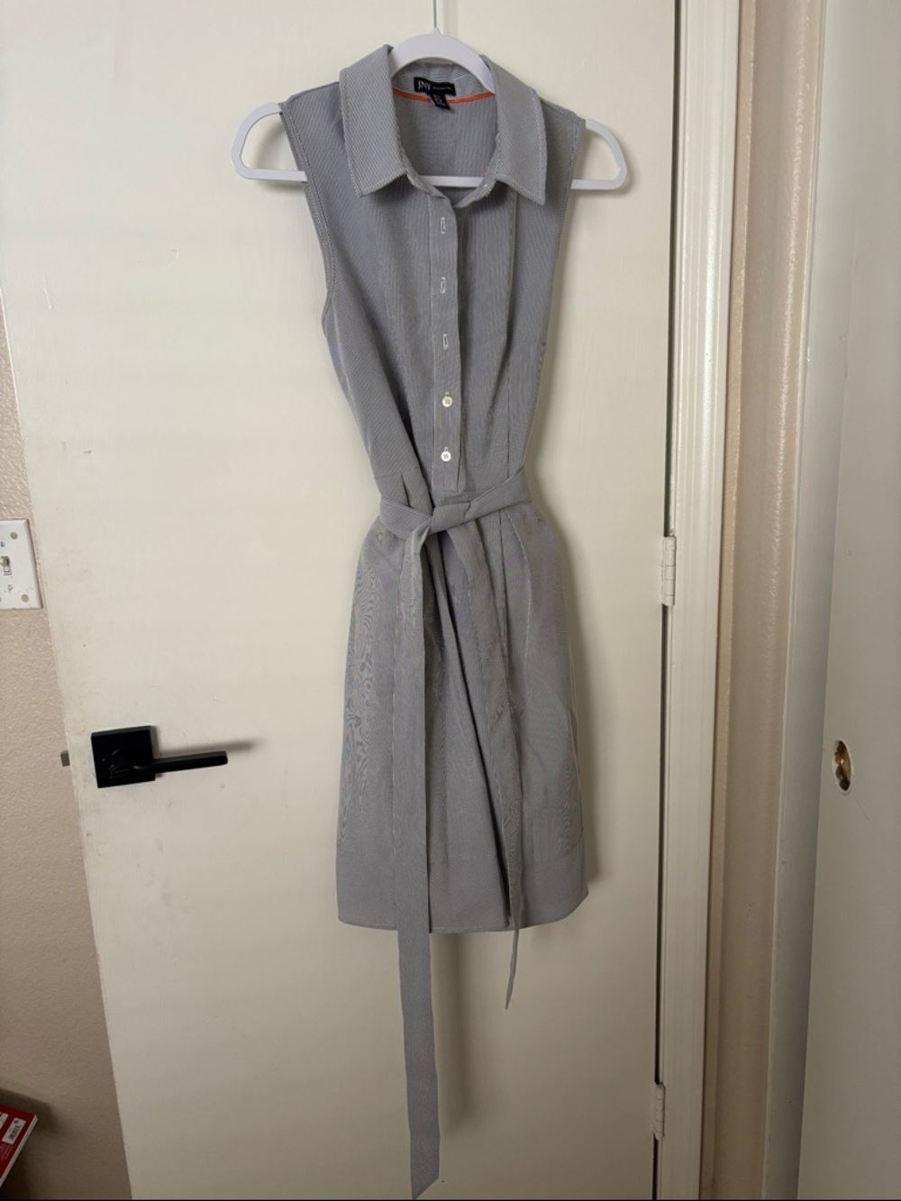 Sleeveless Collared Shirt Dress with Waist Tie - Light Gray